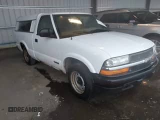 2002 Chevrolet S-10 с VIN 1GCCS145728191147, выставлен на аукционе IAAI как лот 42793883 с пробегом 196 017 миль миль и . История ставок и продаж доступна на DreamBid. Изображение 1.