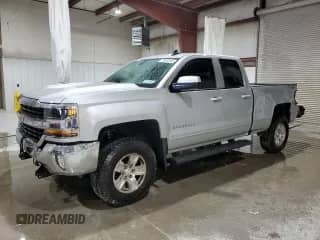 2018 Chevrolet Silverado 1500 LT with VIN 1GCVKREC3JZ214081, listed as a Copart auction lot 70342165 with 48,466 mi miles and Salvage title. Bid and sale history available at DreamBid. Image 1.