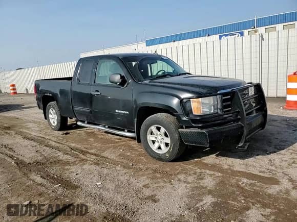 2013 GMC Sierra 1500 SLE z VIN 1GTR2VE76DZ225772, wystawiony jako Copart lot #71264235 z przebiegiem 216 425 mil mil oraz Szkoda całkowita • Salvage title. Historia ofert i sprzedaży dostępna na DreamBid. Obrazek 13.