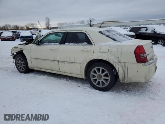 2008 Chrysler 300 Limited с VIN 2C3KK33G68H253302, выставлен на аукционе Copart как лот 45919505 с пробегом 212 023 миль миль и Чистый • Clean title. История ставок и продаж доступна на DreamBid. Изображение 2.