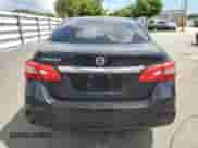 2017 Nissan Sentra S z VIN 3N1AB7AP0HY400793, wystawiony jako Copart lot #84956265 z przebiegiem 104 134 mil mil oraz Szkoda całkowita • Salvage title. Historia ofert i sprzedaży dostępna na DreamBid. Obrazek 6.