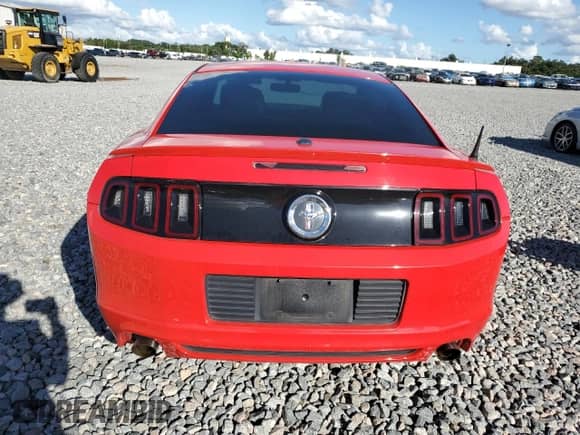 2014 Ford Mustang Premium с VIN 1ZVBP8AM0E5325193, выставлен на аукционе Copart как лот 82513965 с пробегом 63 224 миль миль и Списание • Salvage title. История ставок и продаж доступна на DreamBid. Изображение 6.