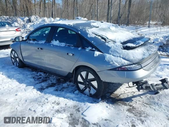 2025 Hyundai Ioniq 6 SE with VIN KMHM24AC5SA088984, listed as a IAAI auction lot 41613739 with 4,808 mi miles and . Bid and sale history available at DreamBid. Image 3.