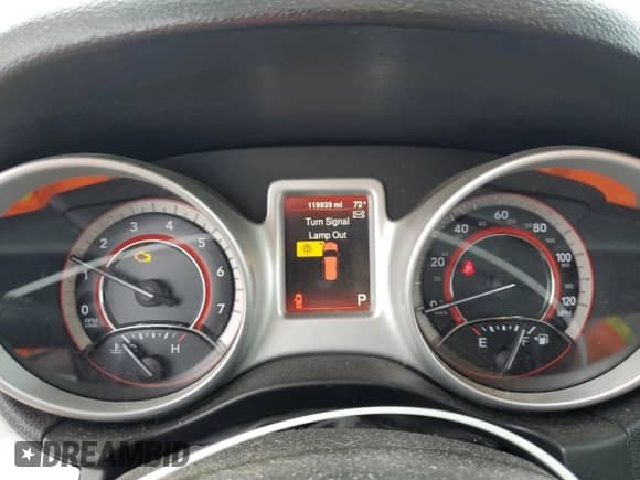 2015 Dodge Journey SXT with VIN 3C4PDDBG4FT526096, listed as a Copart auction lot 82119665 with 119,939 mi miles and Salvage title. Bid and sale history available at DreamBid. Image 9.