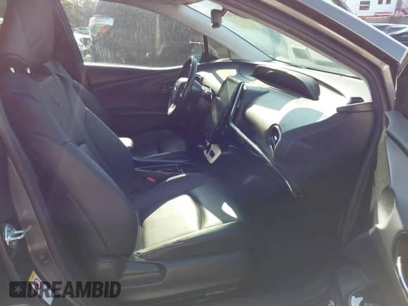 2018 Toyota Prius Two Eco with VIN JTDKARFU1J3067548, listed as a IAAI auction lot 43238379 with 146,282 mi miles and . Bid and sale history available at DreamBid. Image 5.