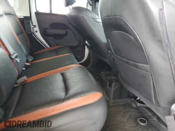 2024 Jeep Wrangler Sport S z VIN 1C4PJXDN5RW358537, wystawiony jako Copart lot #70060475 z przebiegiem 7 644 mil mil oraz Szkoda całkowita • Salvage title. Historia ofert i sprzedaży dostępna na DreamBid. Obrazek 11.