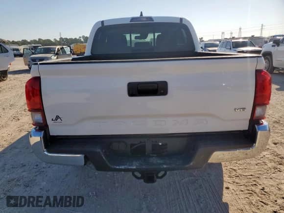 2022 Toyota Tacoma SR5 с VIN 3TMAZ5CN2NM161341, выставлен на аукционе Copart как лот 86652005 с пробегом 31 538 миль миль и Списание • Salvage title. История ставок и продаж доступна на DreamBid. Изображение 6.