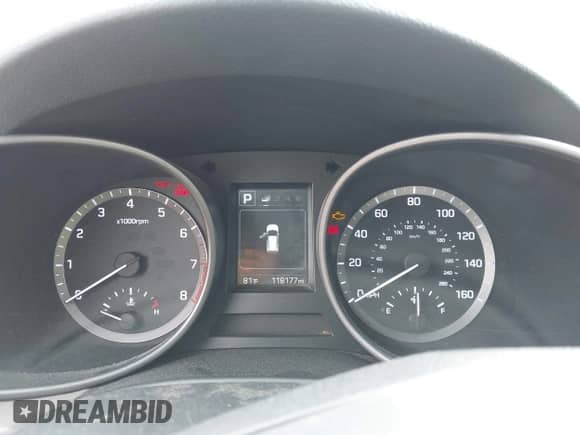 2017 Hyundai Santa Fe 2.4L with VIN 5XYZTDLB8HG442372, listed as a IAAI auction lot 42895733 with 118,177 mi miles and . Bid and sale history available at DreamBid. Image 7.