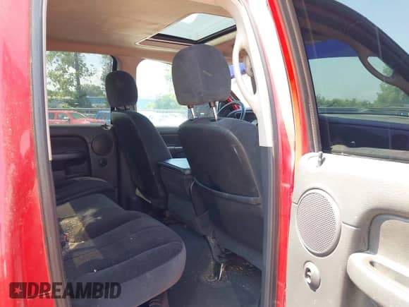 2005 Dodge 2500 SLT with VIN 3D7KS28C95G844477, listed as a IAAI auction lot 42702050 with 182,932 mi miles and . Bid and sale history available at DreamBid. Image 8.