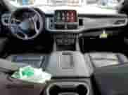 2021 Chevrolet Suburban RST с VIN 1GNSKEKD3MR426399, выставлен на аукционе Copart как лот 44674465 с пробегом 162 266 миль миль и Списание • Salvage title. История ставок и продаж доступна на DreamBid. Изображение 8.
