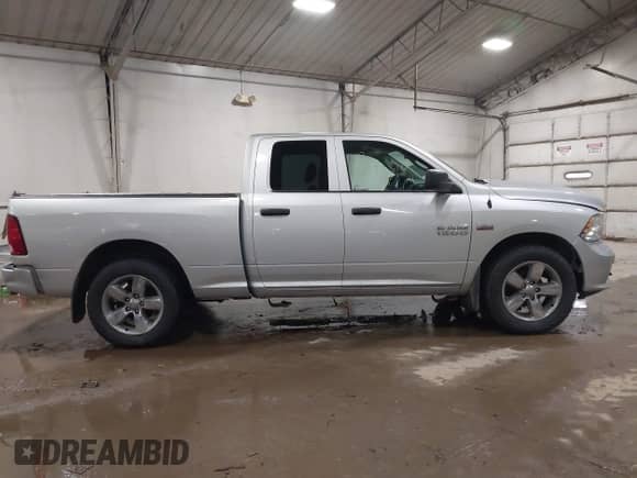 2018 Ram 1500 Express with VIN 1C6RR7FT6JS351418, listed as a IAAI auction lot 41472310 with 96,501 mi miles and . Bid and sale history available at DreamBid. Image 13.
