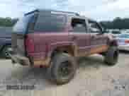 2003 Chevrolet Tahoe Z71 z VIN 1GNEK13Z23R303725, wystawiony jako Copart lot #83854395 z przebiegiem Nie podano mil oraz Szkoda całkowita • Salvage title. Historia ofert i sprzedaży dostępna na DreamBid. Obrazek 3.