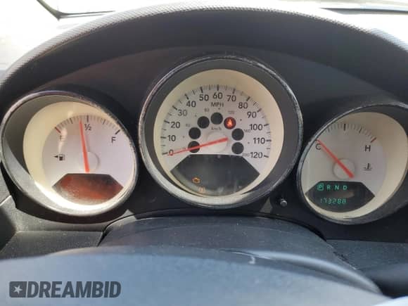 2009 Dodge Caliber SE with VIN 1B3HB28A59D161361, listed as a Copart auction lot 64144715 with 173,288 mi miles and Clean title. Bid and sale history available at DreamBid. Image 9.