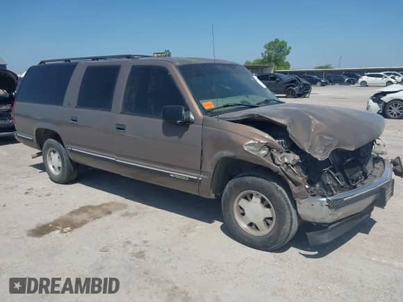 1998 Chevrolet Suburban with VIN 3GNEC16R3WG133548, listed as a IAAI auction lot 42781468 with 229,555 mi miles and . Bid and sale history available at DreamBid. Image 1.