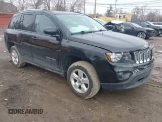 2017 Jeep Compass High Altitude z VIN 1C4NJCEA4HD207095, wystawiony jako IAAI lot #41695894 z przebiegiem 102 414 mil mil oraz . Historia ofert i sprzedaży dostępna na DreamBid. Obrazek 1.