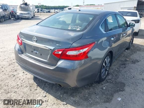 2016 Nissan Altima SR z VIN 1N4AL3AP4GC248646, wystawiony jako IAAI lot #42317130 z przebiegiem 127 869 mil mil oraz . Historia ofert i sprzedaży dostępna na DreamBid. Obrazek 4.