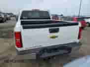 2013 Chevrolet Silverado 1500 LT z VIN 1GCRKSE78DZ144190, wystawiony jako Copart lot #71608205 z przebiegiem 179 103 mil mil oraz Szkoda całkowita • Salvage title. Historia ofert i sprzedaży dostępna na DreamBid. Obrazek 6.