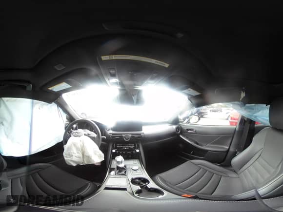 2025 Lexus IS 500 F Sport Performance z VIN JTHAP1D26S5007671, wystawiony jako IAAI lot #42544671 z przebiegiem 497 mil mil oraz . Historia ofert i sprzedaży dostępna na DreamBid. Obrazek 18.