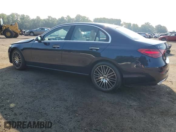 2022 Mercedes-Benz C 300 с VIN W1KAF4HB3NR063912, выставлен на аукционе Copart как лот 63850275 с пробегом 24 222 миль миль и Списание • Salvage title. История ставок и продаж доступна на DreamBid. Изображение 2.