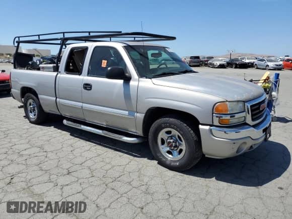 2004 GMC Sierra 1500 SLE with VIN 2GTEC19T341127108, listed as a Copart auction lot 59020175 with Not provided miles and Salvage title. Bid and sale history available at DreamBid. Image 4.