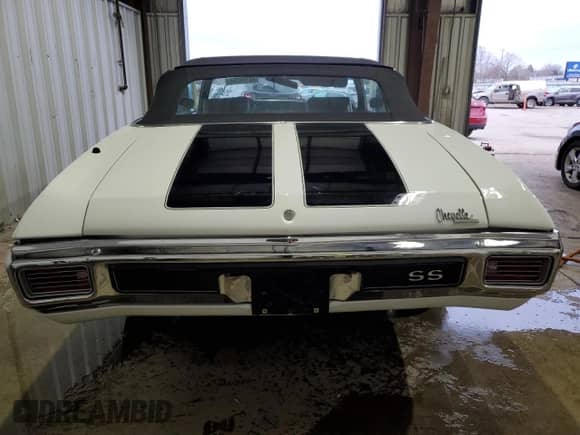 1970 Chevrolet Chevelle with VIN 136670B184672, listed as a Copart auction lot 84196334 with Not provided miles and Salvage title. Bid and sale history available at DreamBid. Image 6.