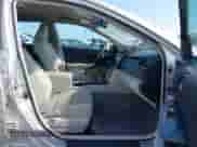 2013 Toyota Camry LE z VIN 4T1BD1FK1DU070466, wystawiony jako IAAI lot #42118169 z przebiegiem 144 680 mil mil oraz . Historia ofert i sprzedaży dostępna na DreamBid. Obrazek 5.