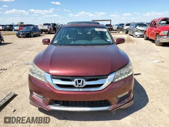 2013 Honda Accord Touring z VIN 1HGCR3F93DA031173, wystawiony jako Copart lot #69469075 z przebiegiem 123 925 mil mil oraz Szkoda całkowita • Salvage title. Historia ofert i sprzedaży dostępna na DreamBid. Obrazek 5.