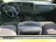 2007 Chevrolet Silverado 2500HD LT1 z VIN 1GCHK24U77E144275, wystawiony jako Copart lot #67919695 z przebiegiem Nie podano mil oraz Szkoda całkowita • Salvage title. Historia ofert i sprzedaży dostępna na DreamBid. Obrazek 8.