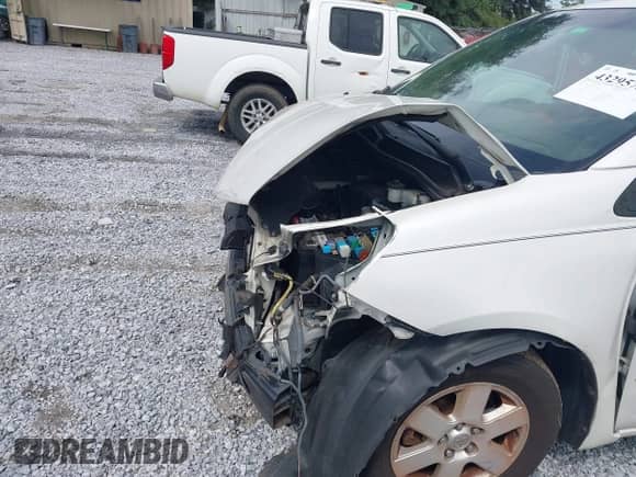 2010 Toyota Sienna XLE с VIN 5TDYK4CC3AS330112, выставлен на аукционе IAAI как лот 43295737 с пробегом 229 430 миль миль и . История ставок и продаж доступна на DreamBid. Изображение 6.