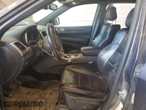 2018 Jeep Grand Cherokee Trailhawk с VIN 1C4RJFLG2JC227951, выставлен на аукционе Copart как лот 81715465 с пробегом 128 266 миль миль и Списание • Salvage title. История ставок и продаж доступна на DreamBid. Изображение 7.