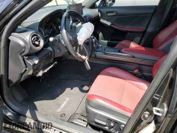 2022 Lexus IS 300 z VIN JTHDA1D27N5120709, wystawiony jako Copart lot #55264735 z przebiegiem 48 315 mil mil oraz Szkoda całkowita • Salvage title. Historia ofert i sprzedaży dostępna na DreamBid. Obrazek 7.