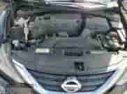 2016 Nissan Altima SR z VIN 1N4AL3AP4GC218501, wystawiony jako Copart lot #65929585 z przebiegiem 188 976 mil mil oraz Szkoda całkowita • Salvage title. Historia ofert i sprzedaży dostępna na DreamBid. Obrazek 11.