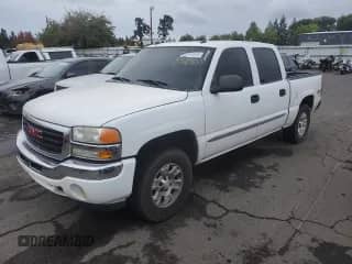 2005 GMC Sierra 1500 SLE z VIN 2GTEK13T751180214, wystawiony jako Copart lot #84294625 z przebiegiem 174 546 mil mil oraz Czysty tytuł • Clean title. Historia ofert i sprzedaży dostępna na DreamBid. Obrazek 1.