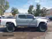 2019 Toyota Tacoma SR5 с VIN 3TMAZ5CN3KM104450, выставлен на аукционе IAAI как лот 43054667 с пробегом 124 554 миль миль и . История ставок и продаж доступна на DreamBid. Изображение 14.