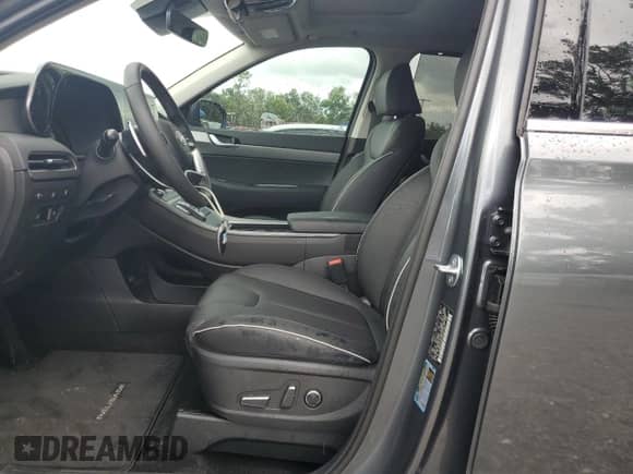 2025 Hyundai Palisade XRT with VIN KM8R3DGE9SU889993, listed as a Copart auction lot 56462255 with 580 mi miles and Salvage title. Bid and sale history available at DreamBid. Image 7.
