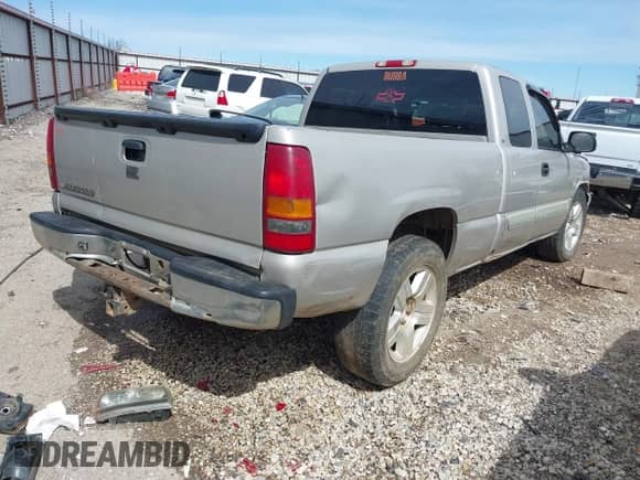 2006 Chevrolet Silverado 1500 LS с VIN 1GCEC19V16Z233584, выставлен на аукционе IAAI как лот 41664131 с пробегом 316 943 миль миль и . История ставок и продаж доступна на DreamBid. Изображение 4.