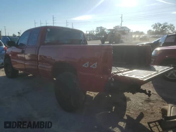 2003 GMC Sierra 1500 SLE with VIN 2GTEK19V631279029, listed as a Copart auction lot 74049074 with Not provided miles and Salvage title. Bid and sale history available at DreamBid. Image 2.