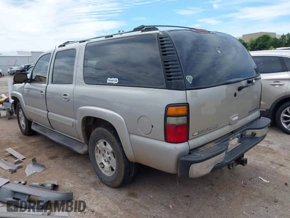 2005 Chevrolet Suburban LS с VIN 1GNEC16Z05J132564, выставлен на аукционе IAAI как лот 42614980 с пробегом 229 739 миль миль и . История ставок и продаж доступна на DreamBid. Изображение 3.