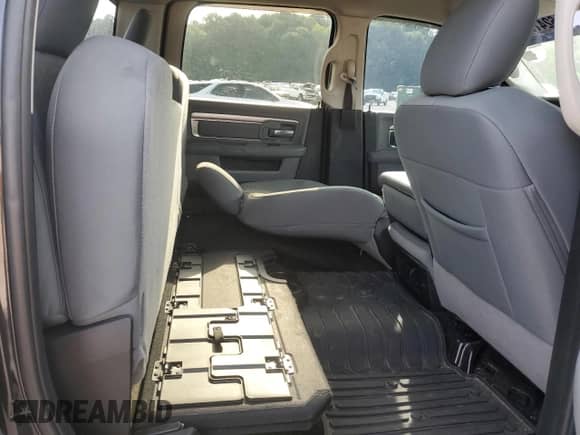 2018 Ram 1500 Big Horn z VIN 3C6RR6LT7JG146048, wystawiony jako Copart lot #62415675 z przebiegiem 77 131 mil mil oraz Szkoda całkowita • Salvage title. Historia ofert i sprzedaży dostępna na DreamBid. Obrazek 10.