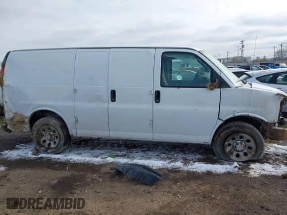 2010 Chevrolet Express Cargo с VIN 1GCUGADX6A1154119, выставлен на аукционе IAAI как лот 41608254 с пробегом 156 816 миль миль и . История ставок и продаж доступна на DreamBid. Изображение 14.