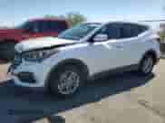 2017 Hyundai Santa Fe 2.4L с VIN 5XYZT3LB0HG393789, выставлен на аукционе Copart как лот 81712395 с пробегом 87 281 миль миль и Списание • Salvage title. История ставок и продаж доступна на DreamBid. Изображение 1.