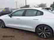 2022 Volvo S60 Momentum с VIN 7JRL12FZ1NG160853, выставлен на аукционе IAAI как лот 41012806 с пробегом 33 661 миль миль и . История ставок и продаж доступна на DreamBid. Изображение 14.