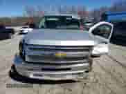 2013 Chevrolet Silverado 1500 Work Truck z VIN 1GCNCPEX3DZ207639, wystawiony jako Copart lot #46186205 z przebiegiem 90 411 mil mil oraz Szkoda całkowita • Salvage title. Historia ofert i sprzedaży dostępna na DreamBid. Obrazek 5.
