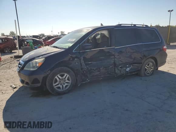 2006 Honda Odyssey EX z VIN 5FNRL384X6B108109, wystawiony jako Copart lot #71307835 z przebiegiem 172 458 mil mil oraz Szkoda całkowita • Salvage title. Historia ofert i sprzedaży dostępna na DreamBid. Obrazek 1.