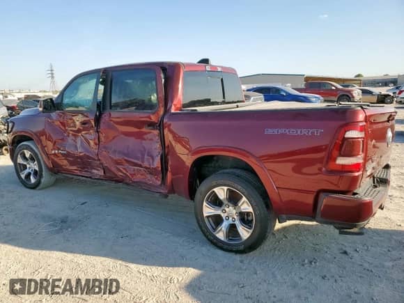 2022 Ram 1500 Laramie z VIN 1C6RREJT3NN173225, wystawiony jako Copart lot #85365155 z przebiegiem 37 331 mil mil oraz Szkoda całkowita • Salvage title. Historia ofert i sprzedaży dostępna na DreamBid. Obrazek 2.