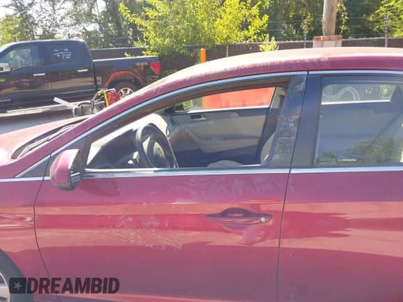 2016 Hyundai Sonata SE z VIN 5NPE24AF8GH400119, wystawiony jako IAAI lot #43018085 z przebiegiem 82 563 mil mil oraz . Historia ofert i sprzedaży dostępna na DreamBid. Obrazek 12.