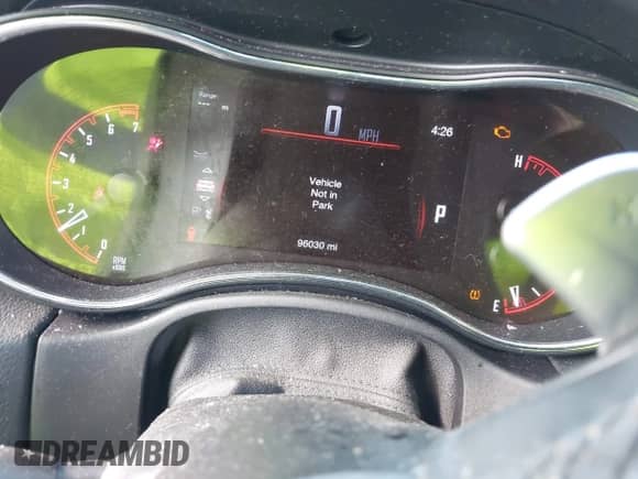 2017 Dodge Durango SXT z VIN 1C4RDJAGXHC741117, wystawiony jako IAAI lot #43112726 z przebiegiem 96 030 mil mil oraz . Historia ofert i sprzedaży dostępna na DreamBid. Obrazek 7.