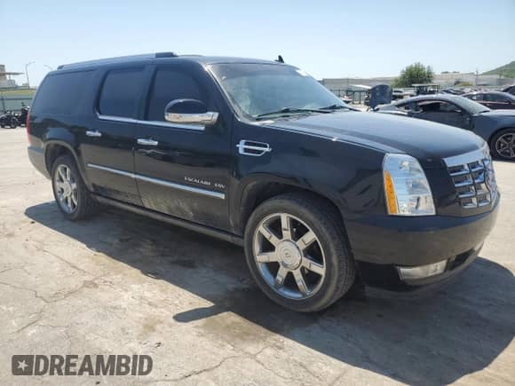 2011 Cadillac Escalade ESV Premium z VIN 1GYS4JEF9BR399323, wystawiony jako Copart lot #56574535 z przebiegiem 205 997 mil mil oraz Szkoda całkowita • Salvage title. Historia ofert i sprzedaży dostępna na DreamBid. Obrazek 4.
