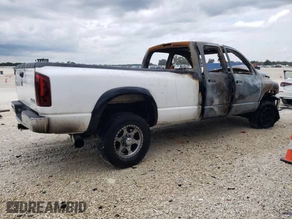 2006 Dodge 2500 SLT z VIN 3D7KS29C26G197016, wystawiony jako Copart lot #71762144 z przebiegiem Nie podano mil oraz Nie do naprawy • Non repairable. Historia ofert i sprzedaży dostępna na DreamBid. Obrazek 3.
