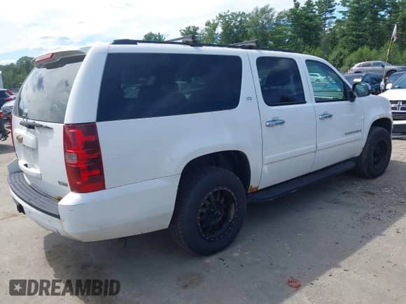 2008 Chevrolet Suburban LTZ with VIN 1GNFK16338R155782, listed as a IAAI auction lot 42801547 with 228,491 mi miles and . Bid and sale history available at DreamBid. Image 4.